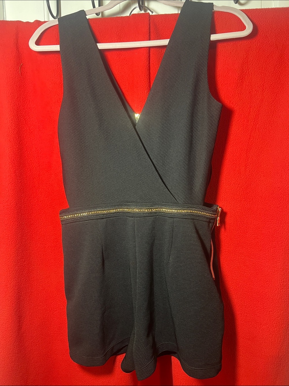 Source Unknown Black Ribbed V-Neck Romper with Gold Zip Detail
